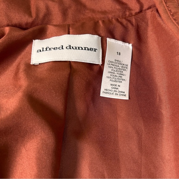 Alfred Dunner Jacket Women’s Size 18 Rust Coloured Embroidered lightweight - Picture 6 of 10